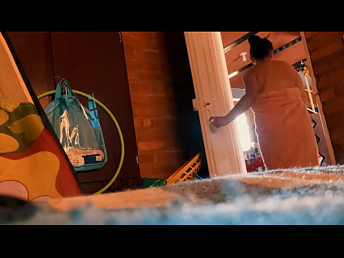 ❤️ Mijn oom volgt me naar de douche, hij neukt me terwijl ik een douche neem. Fuck video at porn nl.porno-filmy.ru ﹏