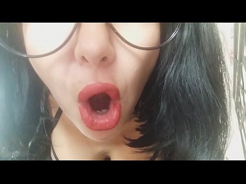 ❤️ Schatje, je stiefmoeder laat je vandaag niet naar school gaan... Ik heb je te hard nodig... Fuck video at porn nl.porno-filmy.ru ﹏
